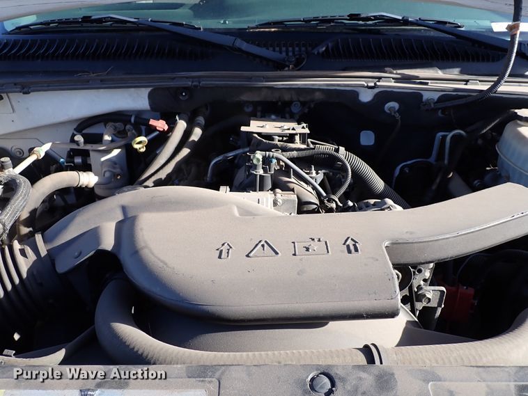 image for item JO9561 2004 Chevrolet Tahoe  SUV