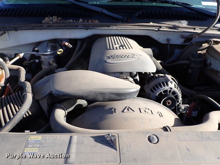 image for item JO9564 2004 Chevrolet Silverado 1500  Ext. Cab pickup truck