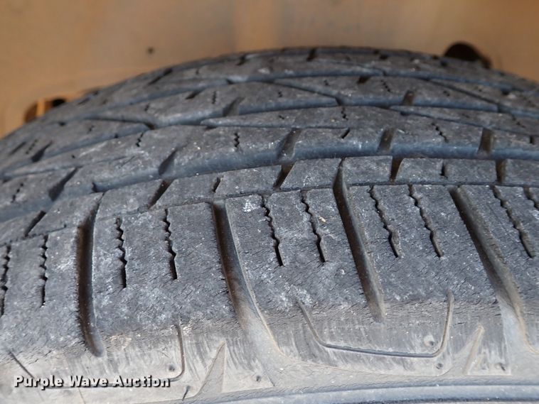 image for item JO9564 2004 Chevrolet Silverado 1500  Ext. Cab pickup truck