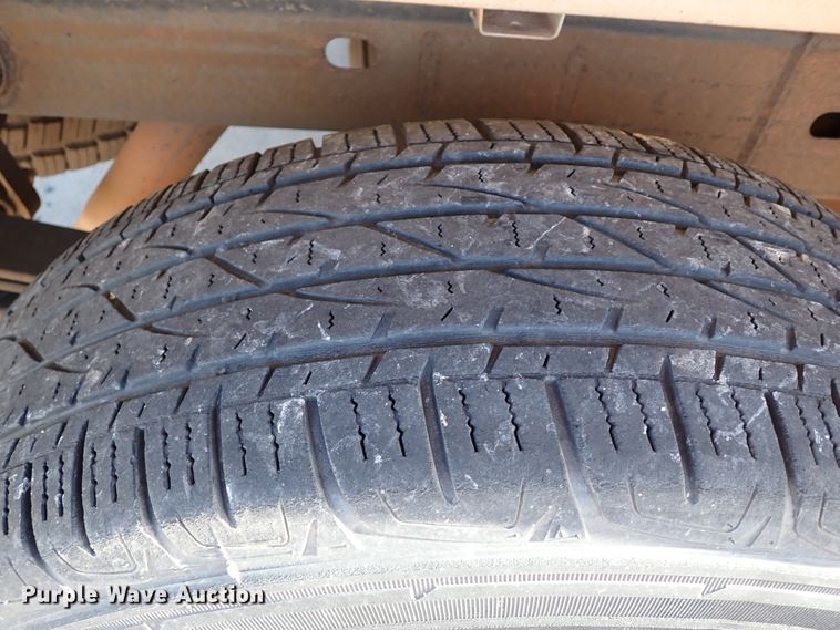 image for item JO9564 2004 Chevrolet Silverado 1500  Ext. Cab pickup truck