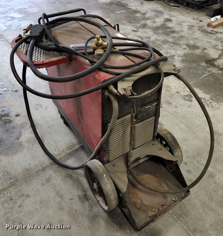 image for item KE9824 Lincoln Wire-Matic 255  welder