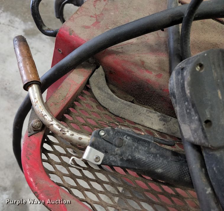 image for item KE9824 Lincoln Wire-Matic 255  welder