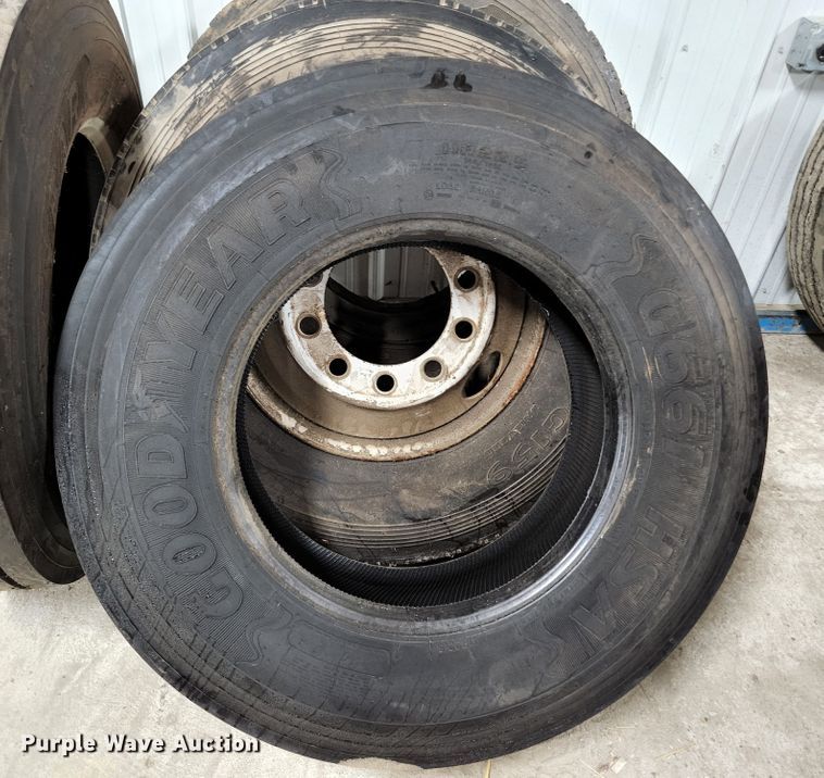 image for item KE9827 Approximately 13 tires