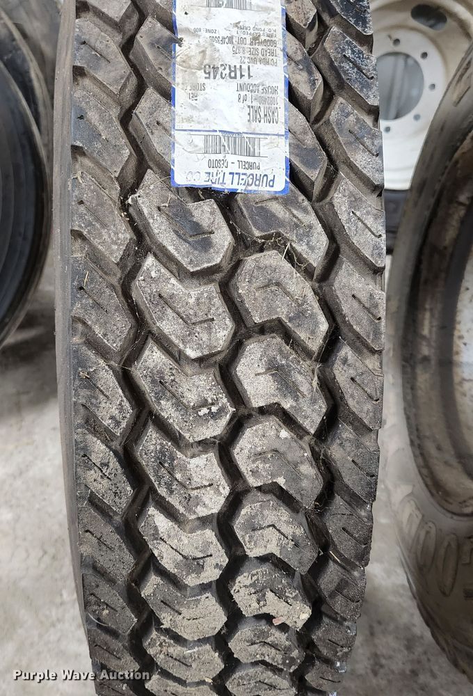 image for item KE9827 Approximately 13 tires