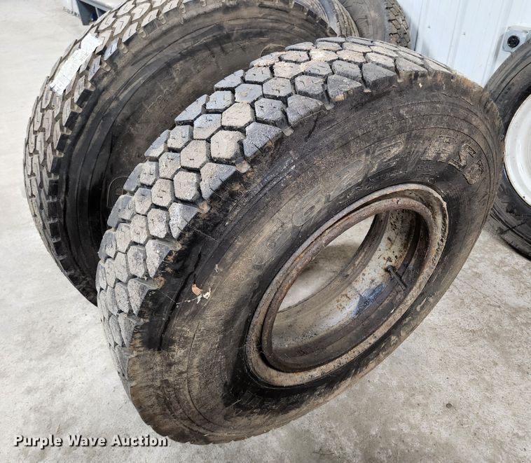 image for item KE9827 Approximately 13 tires