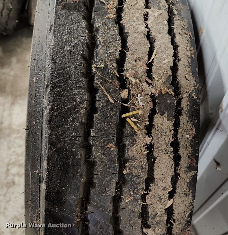 image for item KE9827 Approximately 13 tires