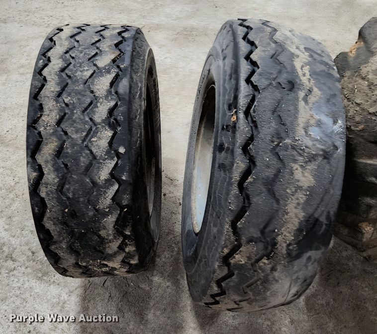 image for item KE9827 Approximately 13 tires