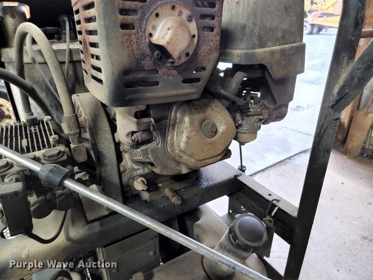 image for item KE9831 Mi-T-M HSP-3504-3MGH  steam pressure washer