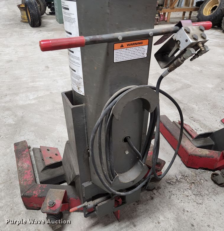 image for item KE9832 (2) Gray WL-30 wheel lift systems