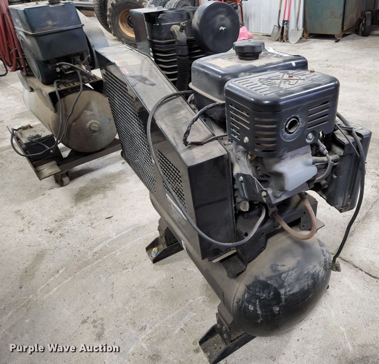 image for item KE9833 Mi-T-M 3-0304  air compressor