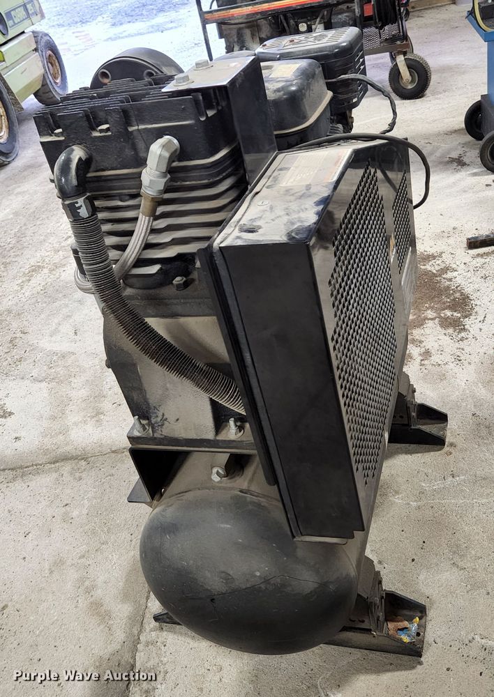 image for item KE9833 Mi-T-M 3-0304  air compressor