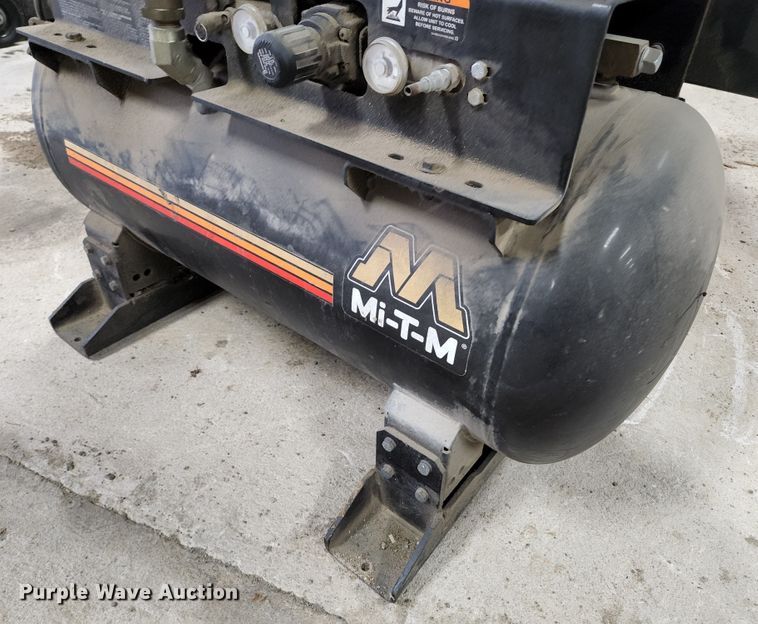 image for item KE9833 Mi-T-M 3-0304  air compressor