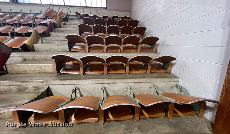 image for item KG9904 Approximately 550 stadium seats