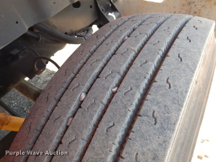 image for item KI9433 1991 International 4700  dump truck