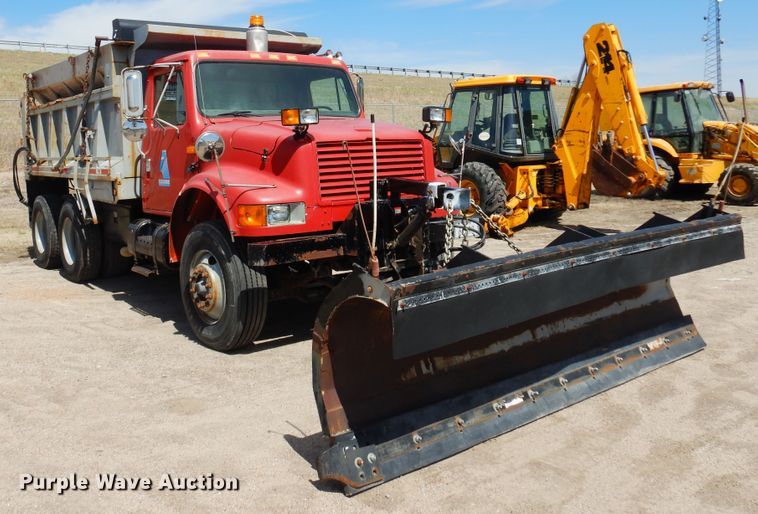 image for item KI9434 1991 International 4900  dump truck