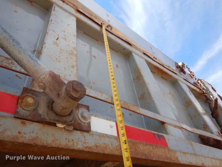 image for item KI9434 1991 International 4900  dump truck