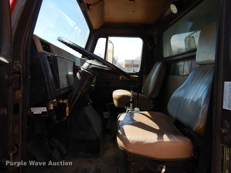 image for item KI9434 1991 International 4900  dump truck