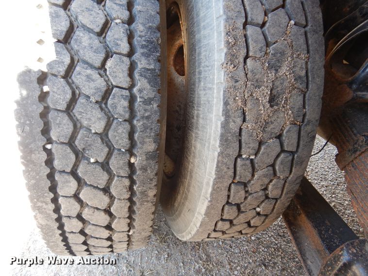 image for item KI9434 1991 International 4900  dump truck