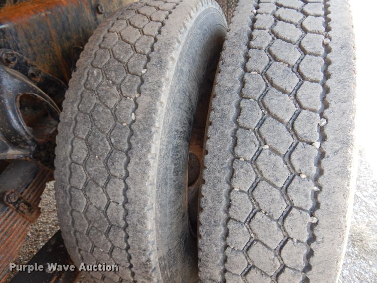 image for item KI9434 1991 International 4900  dump truck