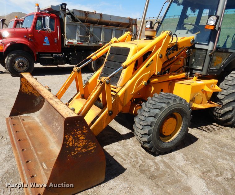 image for item KI9435 1996 JCB 214  backhoe