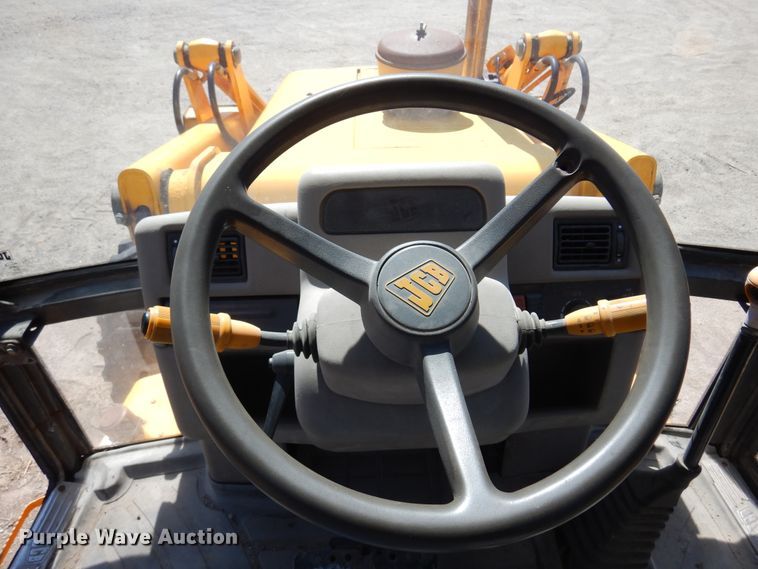 image for item KI9435 1996 JCB 214  backhoe