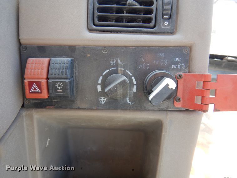 image for item KI9435 1996 JCB 214  backhoe