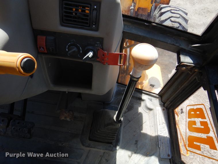 image for item KI9435 1996 JCB 214  backhoe