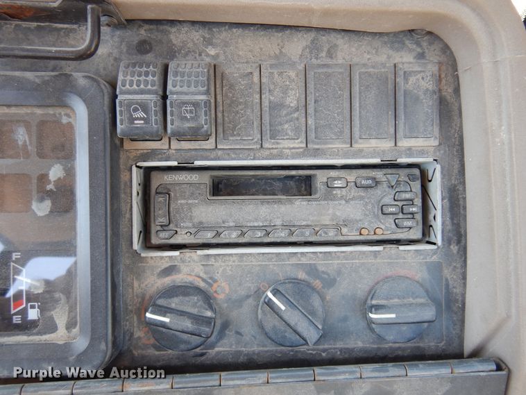 image for item KI9435 1996 JCB 214  backhoe