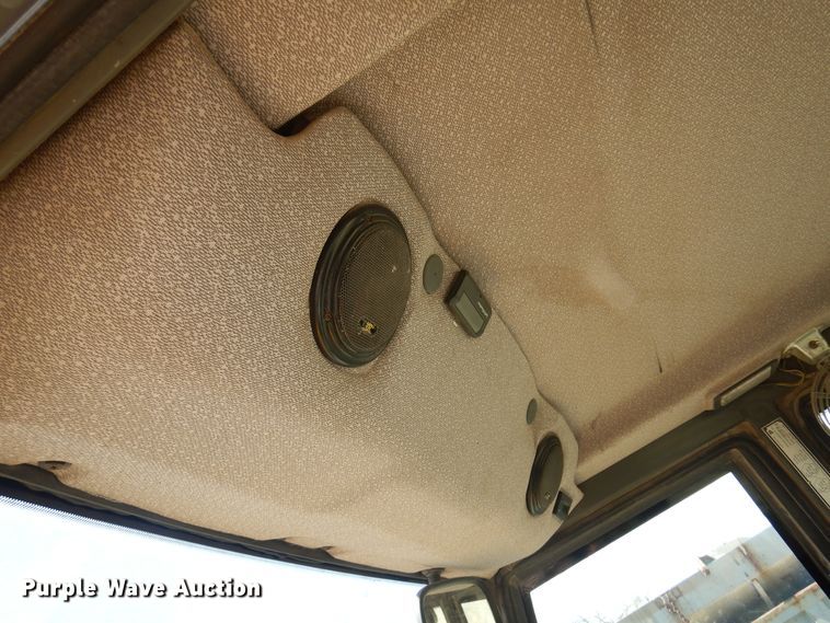 image for item KI9435 1996 JCB 214  backhoe