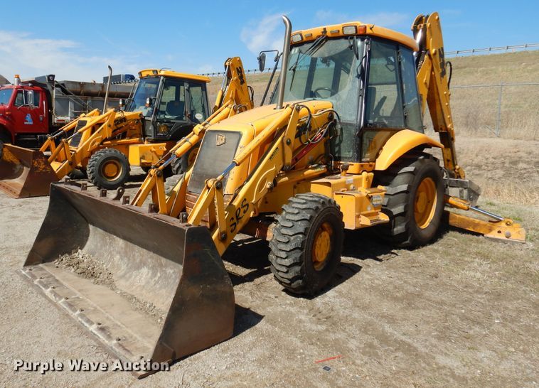 image for item KI9436 2000 JCB 214  backhoe