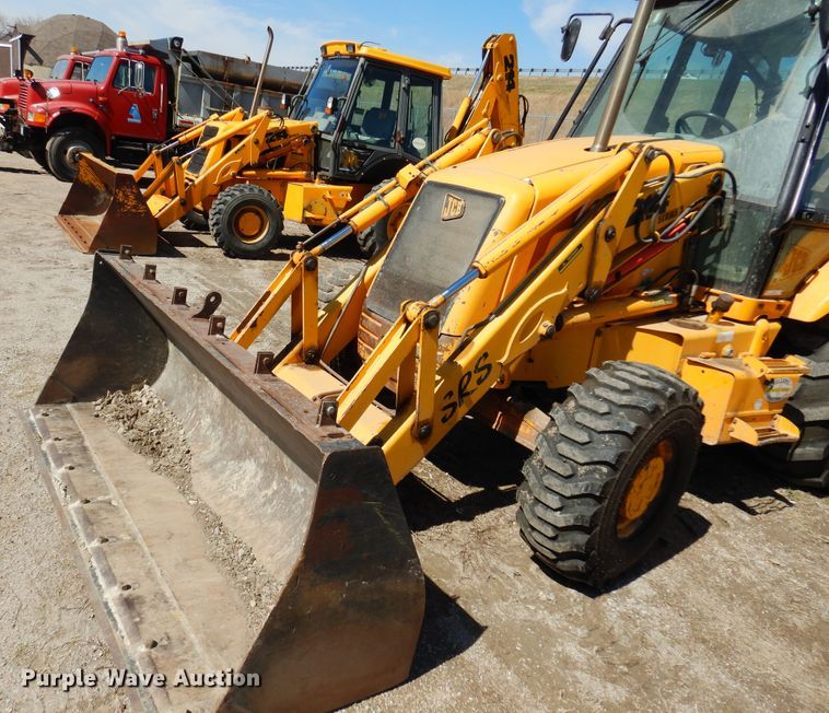 image for item KI9436 2000 JCB 214  backhoe