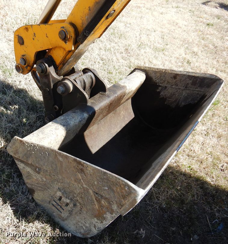 image for item KI9436 2000 JCB 214  backhoe