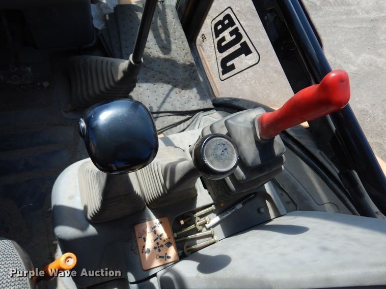 image for item KI9436 2000 JCB 214  backhoe