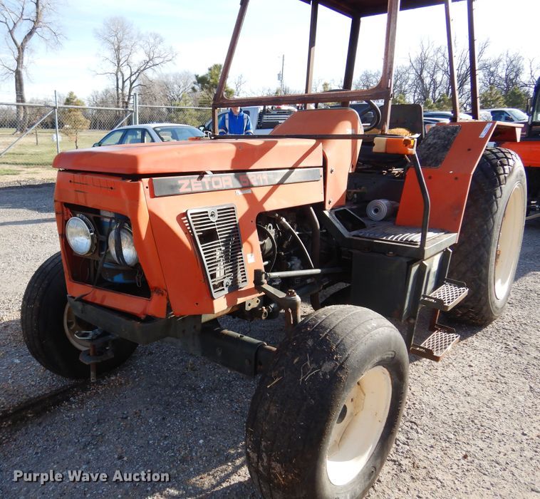image for item KI9448 Zetor 5211  tractor