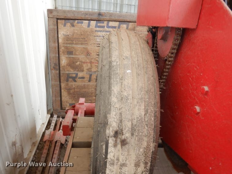 image for item KM9655 1983 Horizon Seeds  grain drill