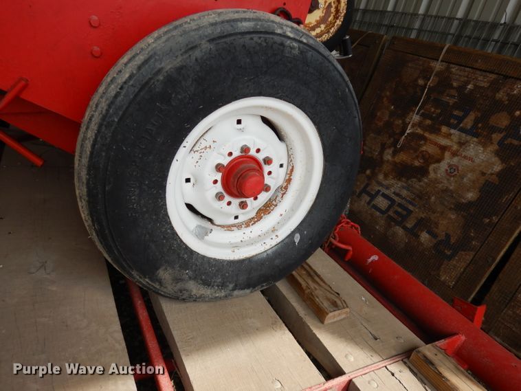 image for item KM9655 1983 Horizon Seeds  grain drill