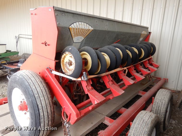 image for item KM9655 1983 Horizon Seeds  grain drill