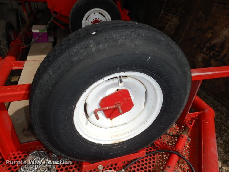 image for item KM9655 1983 Horizon Seeds  grain drill