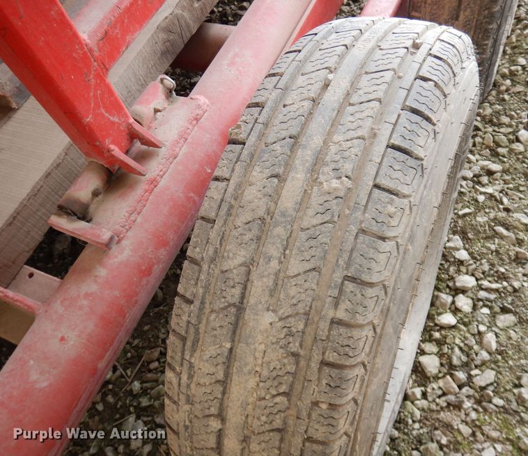 image for item KM9655 1983 Horizon Seeds  grain drill