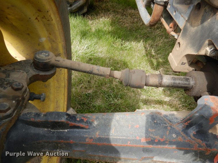 image for item KM9660 1997 John Deere 5400  MFWD tractor