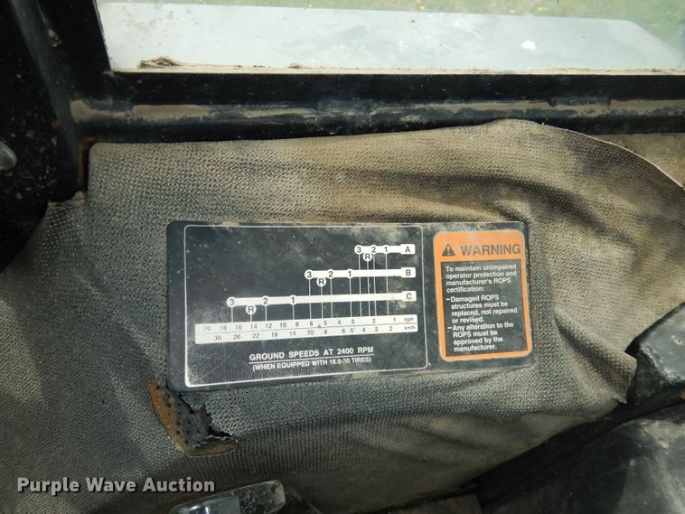 image for item KM9660 1997 John Deere 5400  MFWD tractor