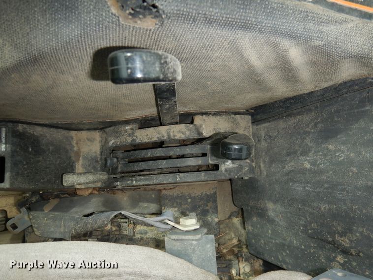 image for item KM9660 1997 John Deere 5400  MFWD tractor