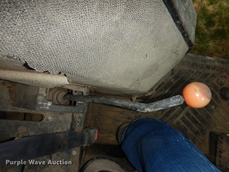 image for item KM9660 1997 John Deere 5400  MFWD tractor