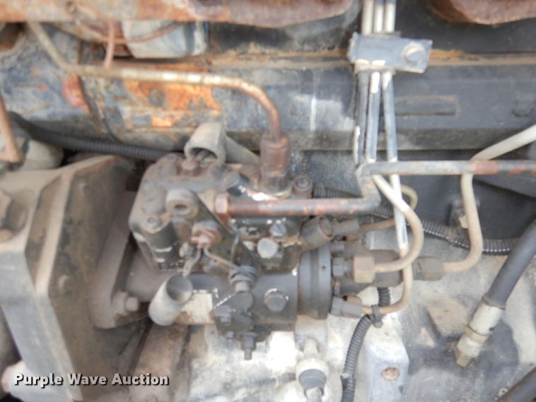 image for item KM9660 1997 John Deere 5400  MFWD tractor