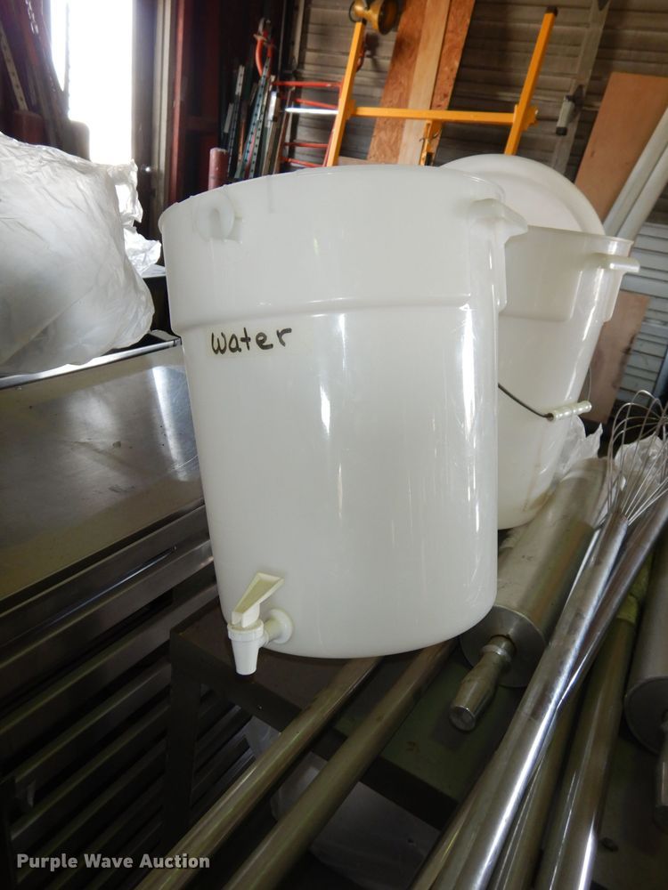image for item KM9751 Restaurant equipment