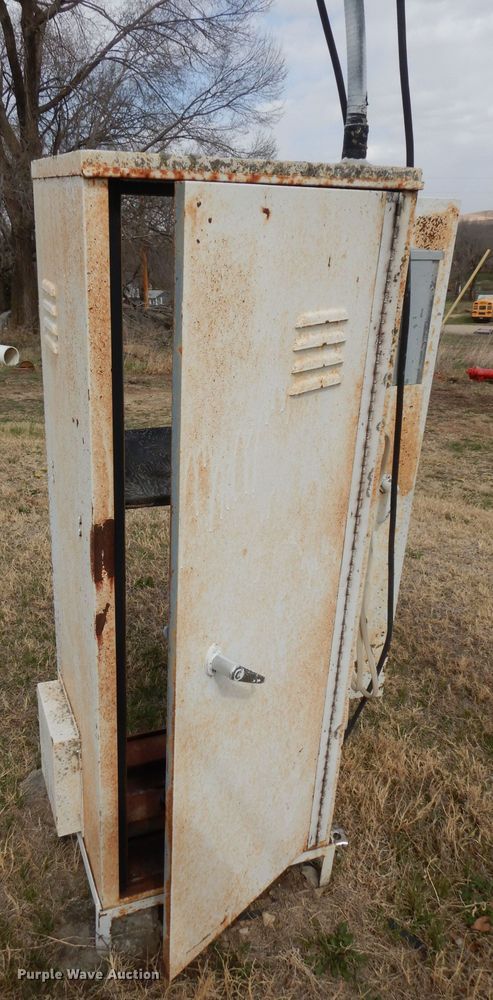 image for item KM9779 Water tower