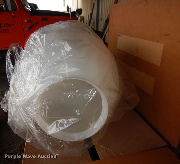 image for item KM9790 (8) Lexan white street lamp globes