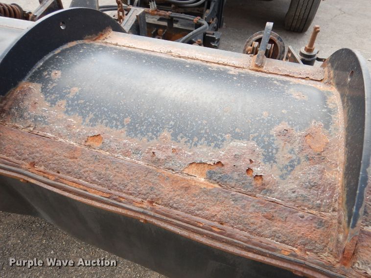 image for item KM9793 2003 Sterling LT7500  dump truck