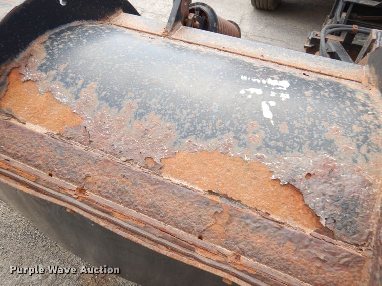 image for item KM9793 2003 Sterling LT7500  dump truck