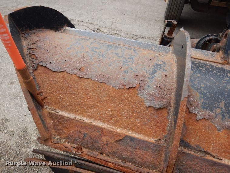 image for item KM9793 2003 Sterling LT7500  dump truck